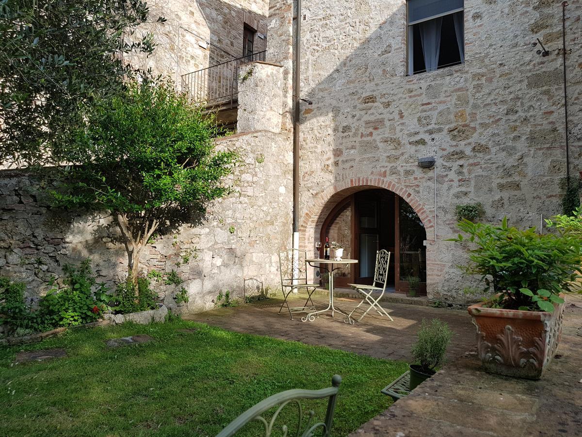 Guest House Il Giardino Colle di Val d'Elsa Exterior foto